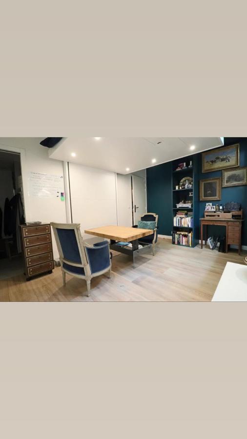 La Maison Bleue Apartment